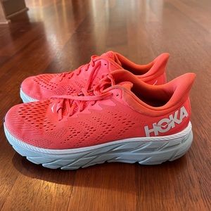 Women’s Hoka Clifton 7 running shoe